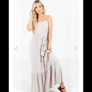 Bella Ella Maxi Dress, BNWT, Size Large Ladies